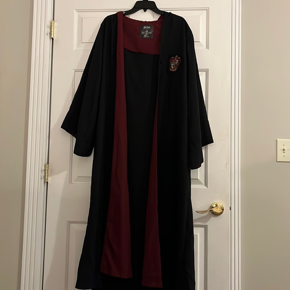 Harry Potter Gryffindor Robe Size Large